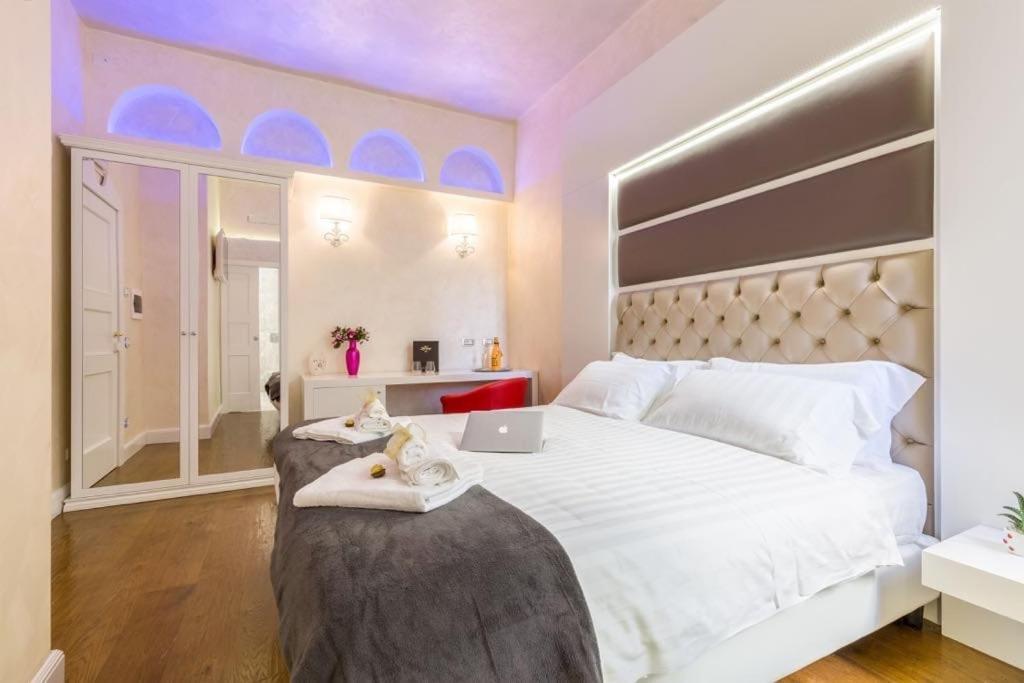 Piazza Venezia Luxury Suite Rome Exterior photo