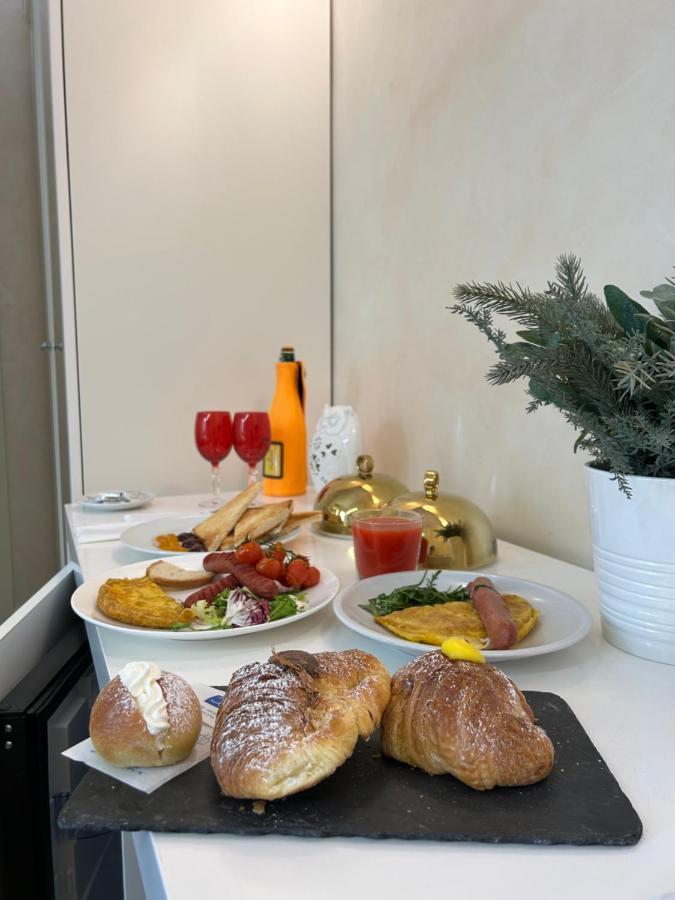 Piazza Venezia Luxury Suite Rome Exterior photo