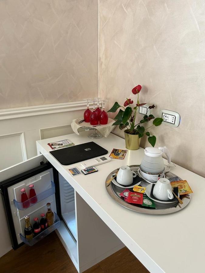 Piazza Venezia Luxury Suite Rome Exterior photo